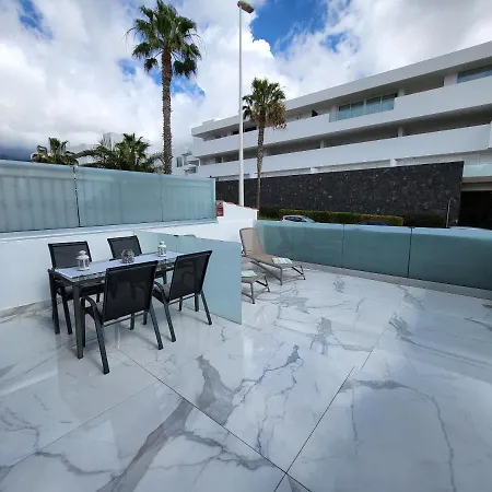 Апартаменты Sea View Luxury - Playa Del Duque